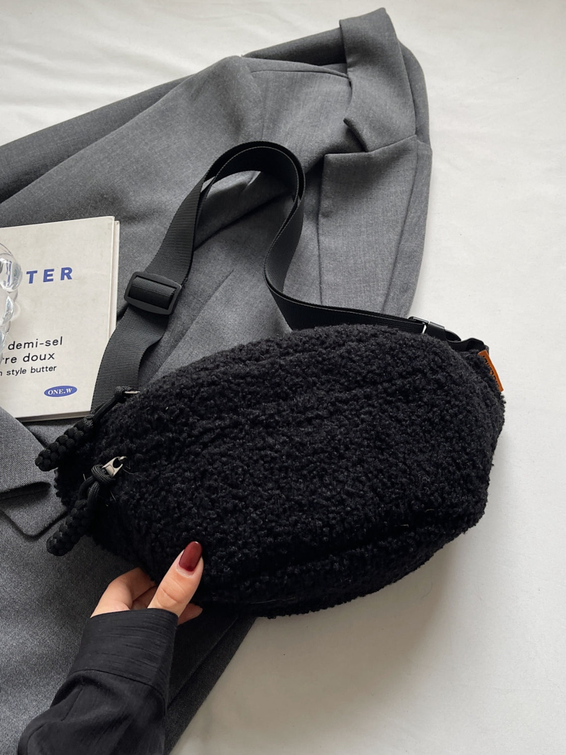 H&H Crossbody Bag with Adjustable Strap Bag