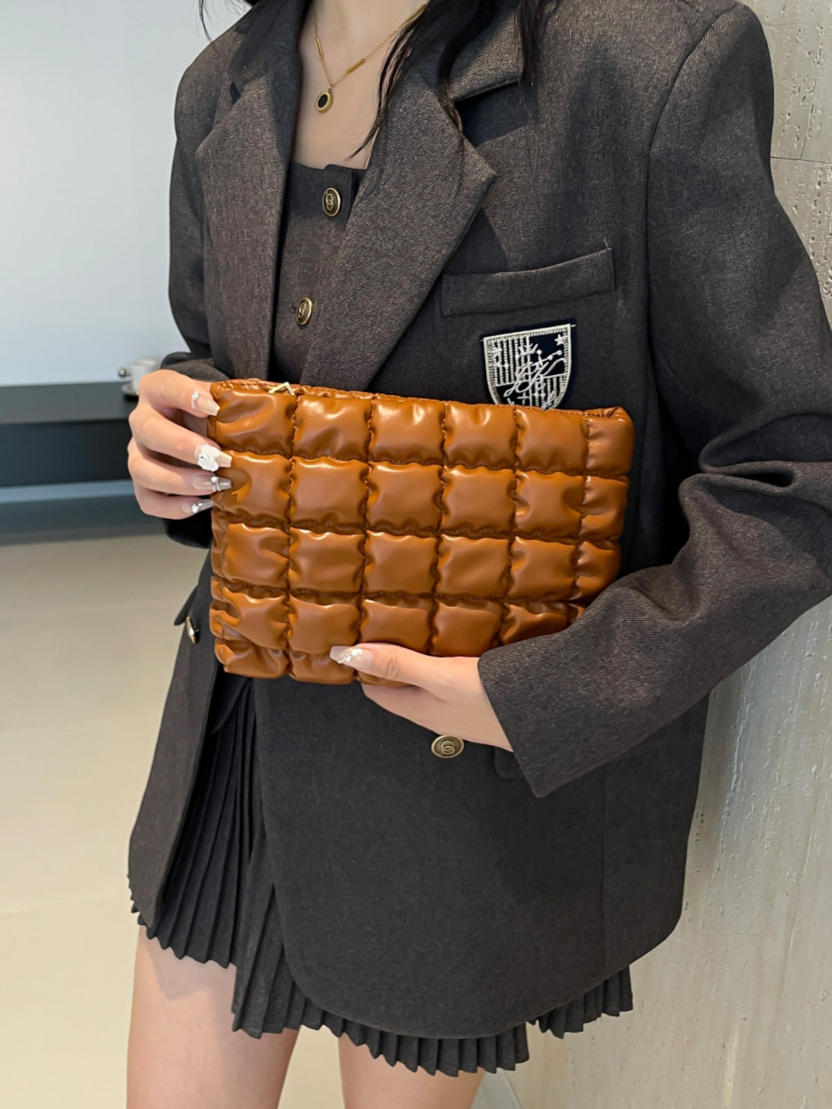 Heri Plaid Clutch with Zipper