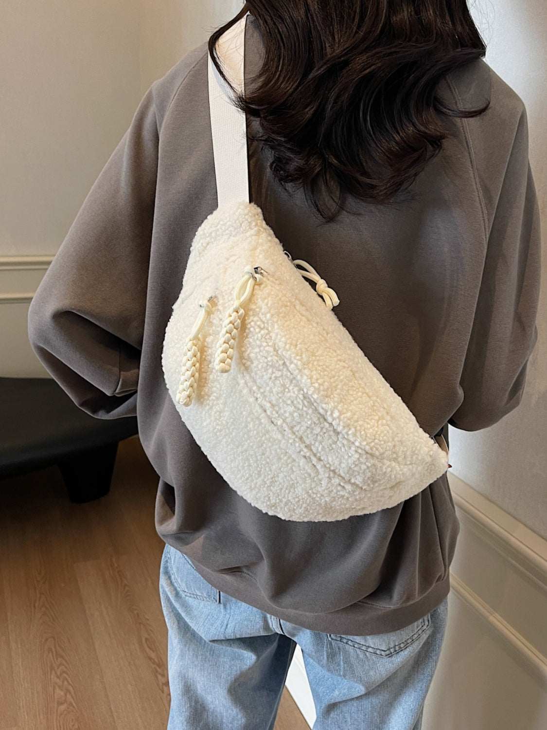 H&H Crossbody Bag with Adjustable Strap Bag