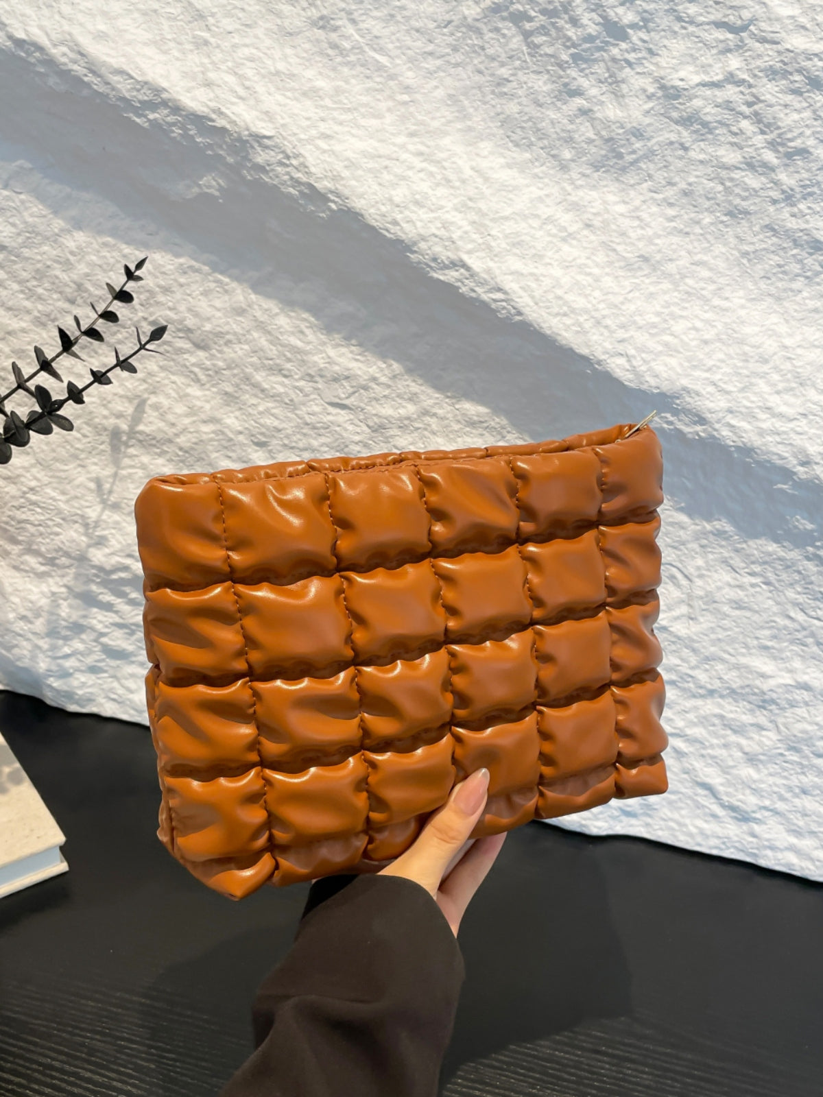 Heri Plaid Clutch with Zipper