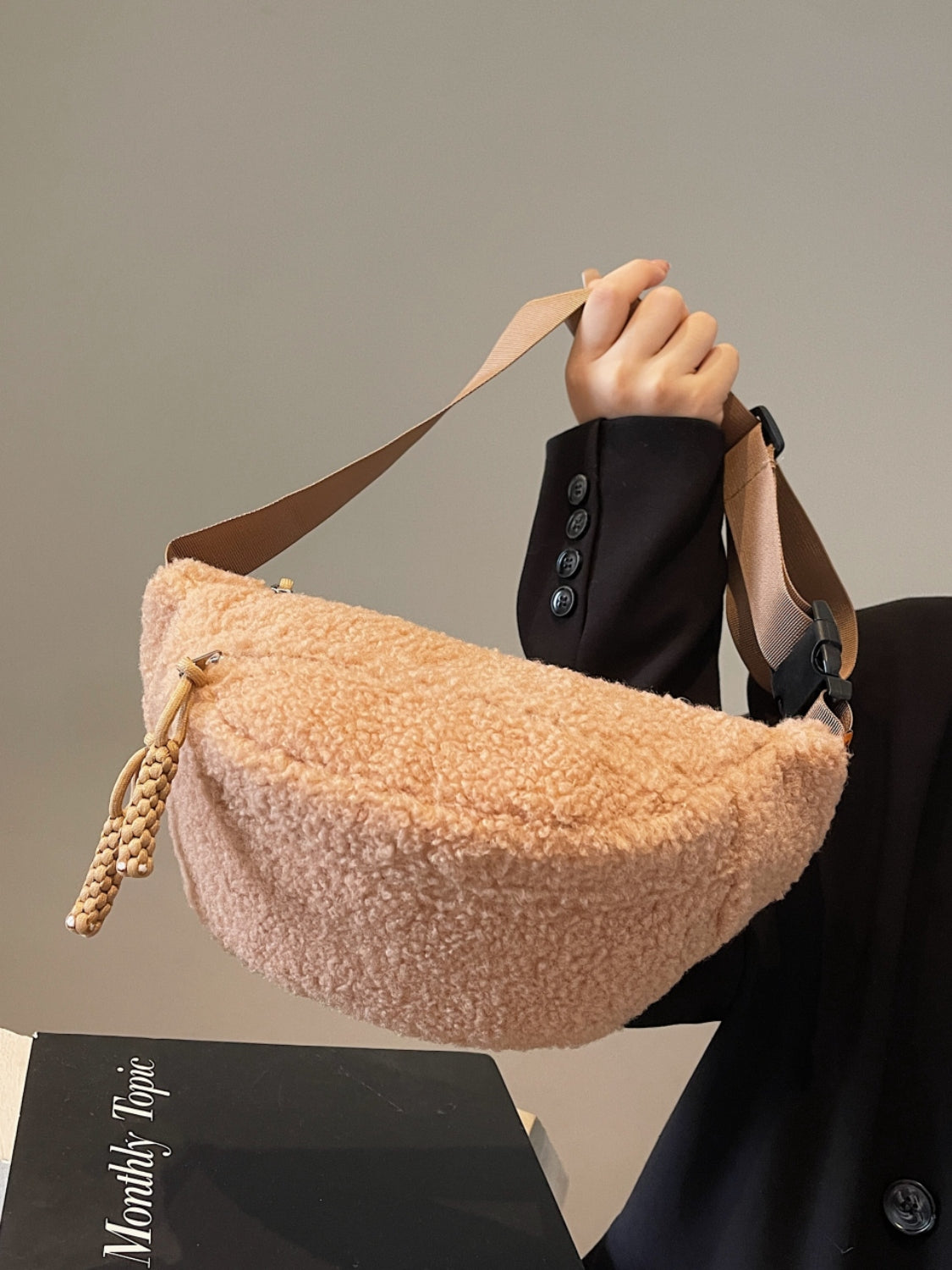 H&H Crossbody Bag with Adjustable Strap Bag