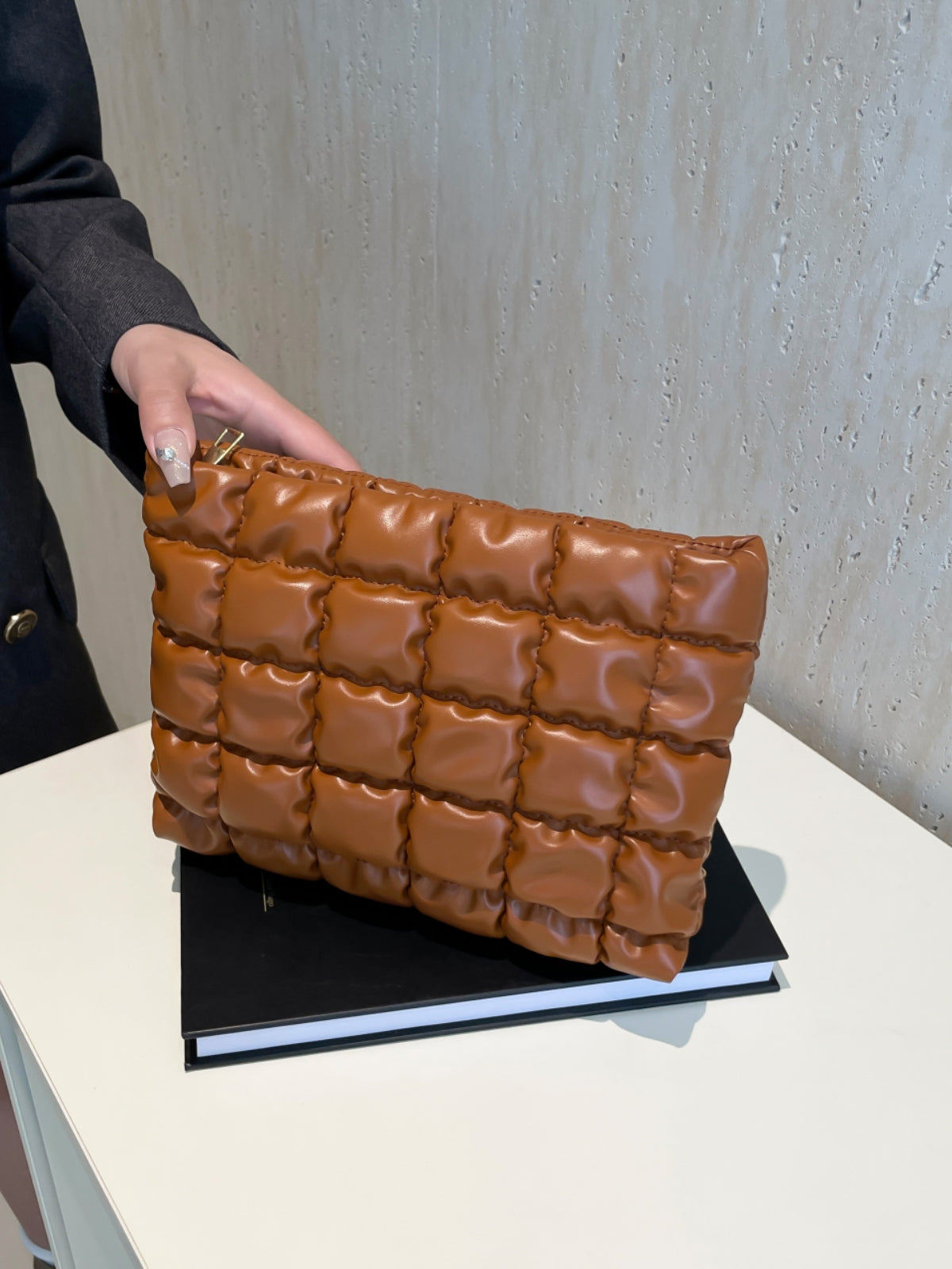 Heri Plaid Clutch with Zipper