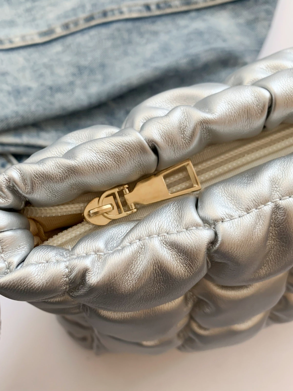 Heri Plaid Clutch with Zipper